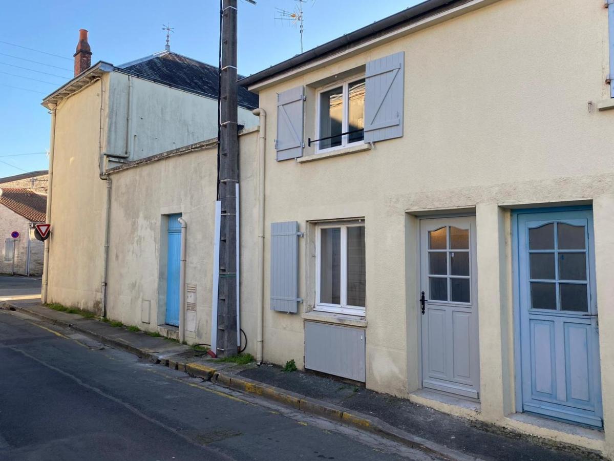 Maisonnette Design Le Cosy - Amazon Prime - A 3Mn A Pied Du Marche - Non Climatise - Surgères Exterior foto